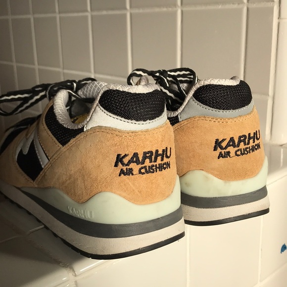 KARHU Finland Running Sneakers - Picture 2 of 2